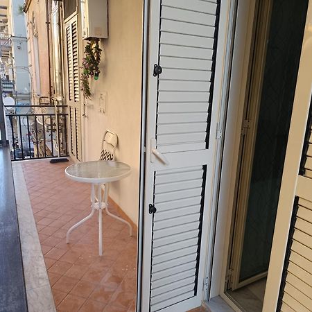 Bnb Simy3 Napoli Ngoại thất bức ảnh