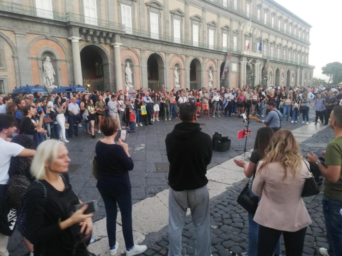 Bnb Simy3 Napoli Ngoại thất bức ảnh