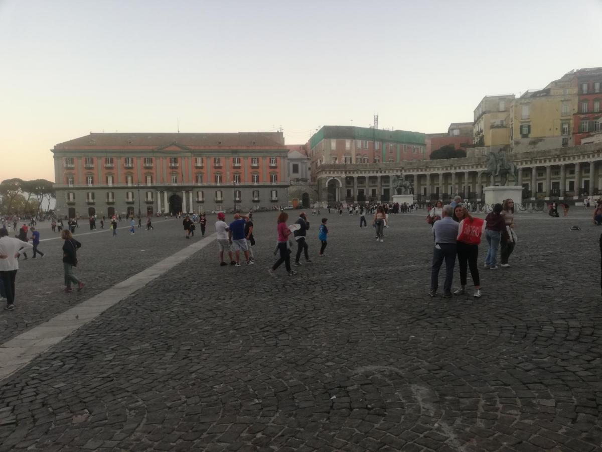 Bnb Simy3 Napoli Ngoại thất bức ảnh