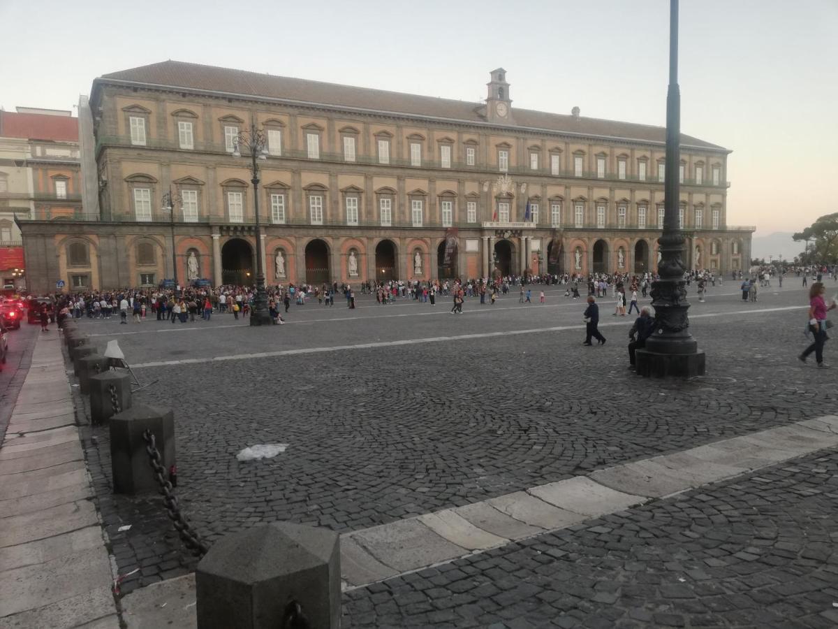 Bnb Simy3 Napoli Ngoại thất bức ảnh